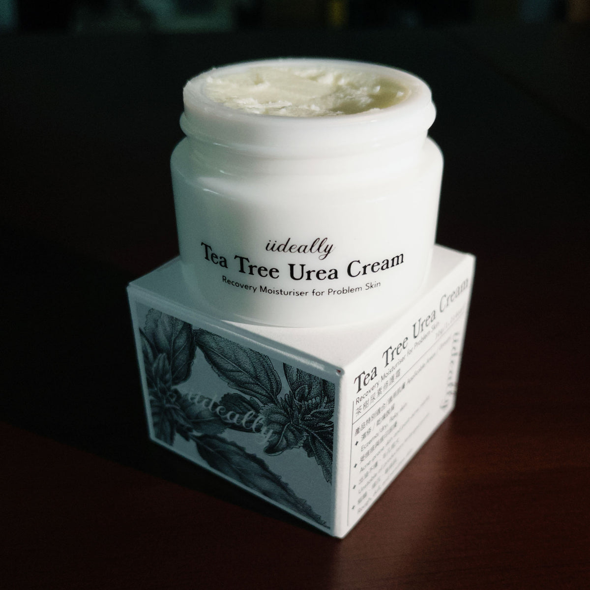 iideally Tea Tree Urea Cream face cream with tea tree and urea for soothing, hydrating skincare, shown in a jar.